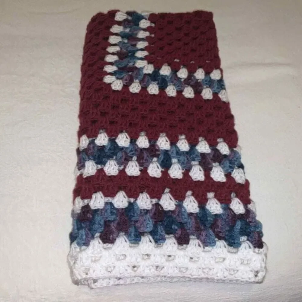 Vintage Handmade Granny Square Crochet Afghan Blanket‎ Lap Throw 44